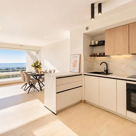 Appartamento Vue Panoramique, Terrasse, Calme & Parking *
